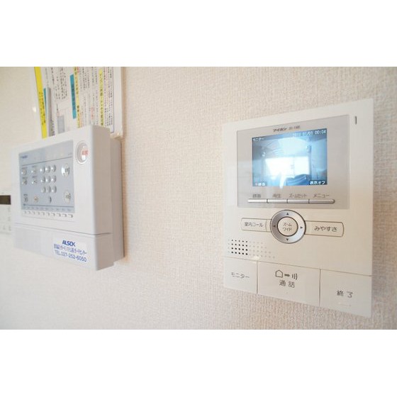 セキュリティ　ＡＬＳＯＫホームセキュリティ搭載、ＴＶインターホンあり