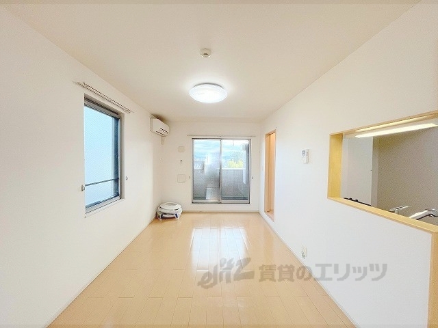 居室・リビング　リビング