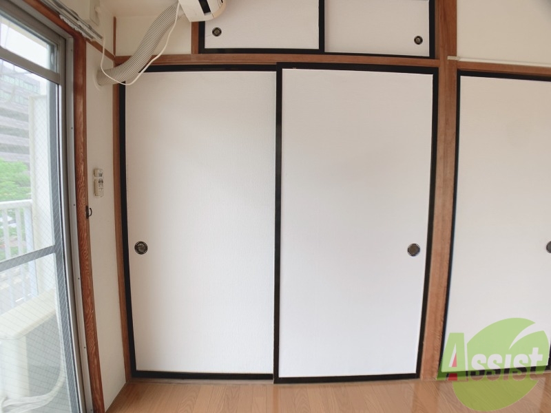 収納　洋室にございます収納は大きく沢山しまえそうです。