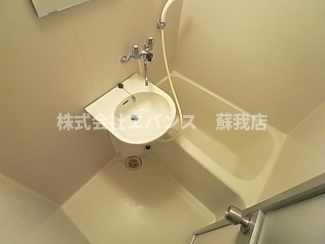 バス・シャワールーム　日々の暮らしに欠かせないお風呂です