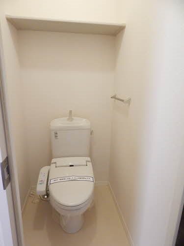 トイレ　※別号室の写真です。