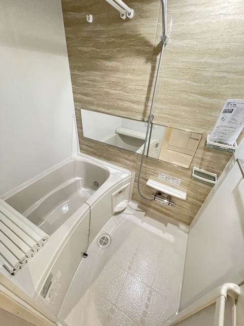 バス・シャワールーム　★追焚・暖房乾燥機付きバス★