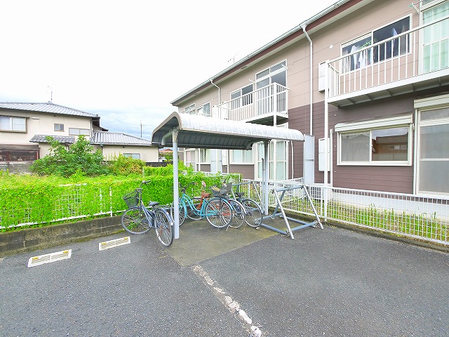 その他共有部分　出入りがしやすい駐輪場です