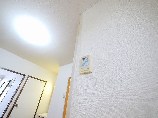 その他設備　給湯リモコン