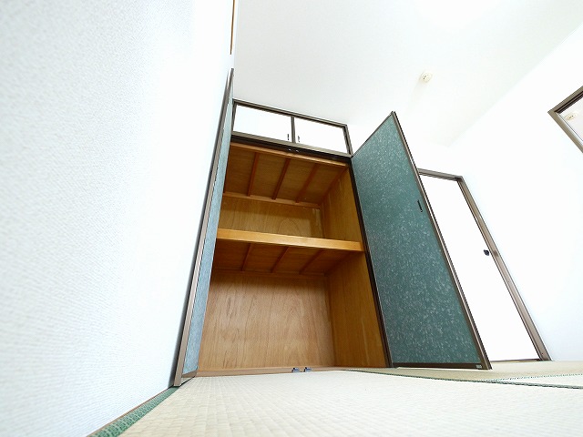 収納　たっぷりとした収納スペースです