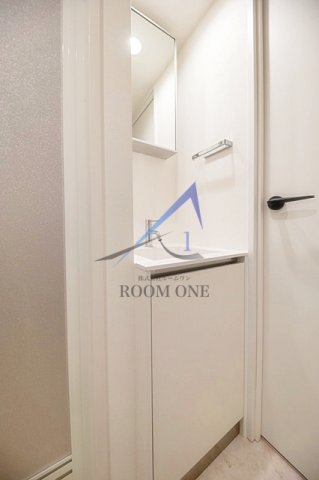 洗面設備　独立洗面台です。