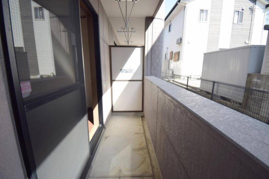 バルコニー　バルコニー