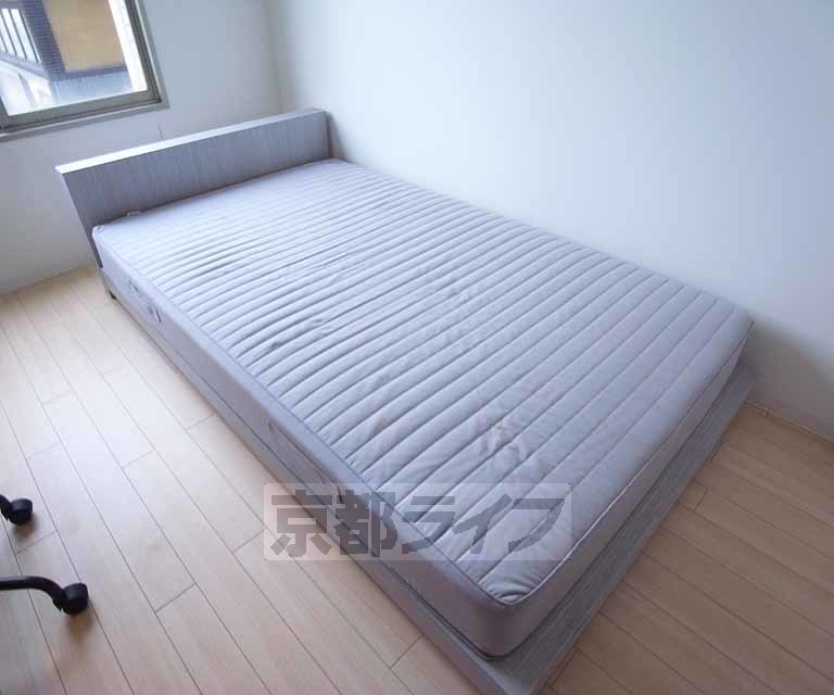 その他設備　大きなベッドです・