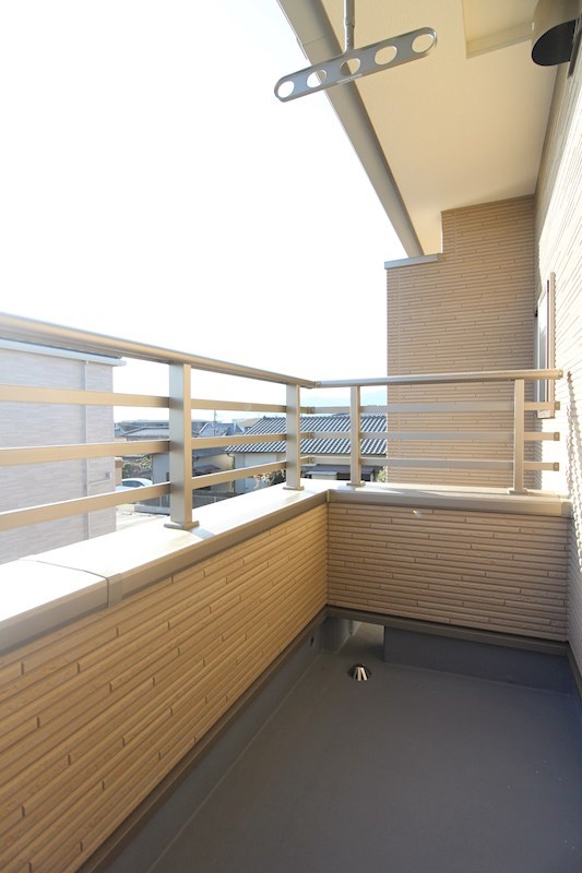 バルコニー　日当たり風通し良好。