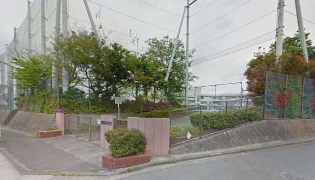 中学校　横浜市立南戸塚中学校（中学校）まで1507m