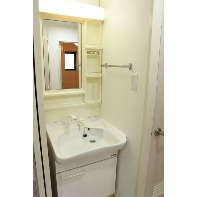 洗面設備　※別部屋参照・現状優先