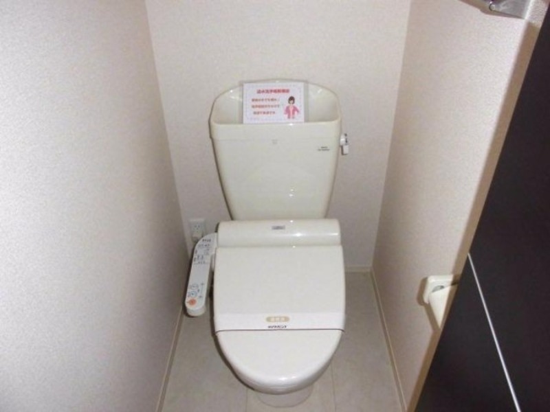 トイレ　図面と現状に相違がある場合には現状を優先