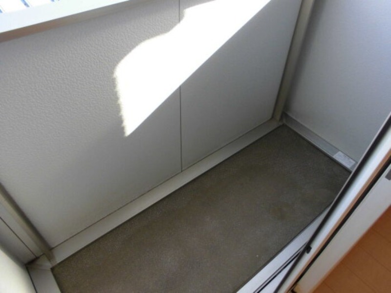 バルコニー　図面と現状に相違がある場合には現状を優先