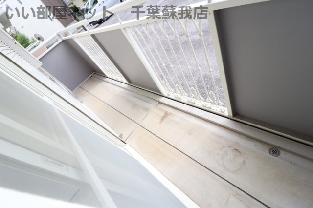 バルコニー　お洗濯にも便利なバルコニー付き