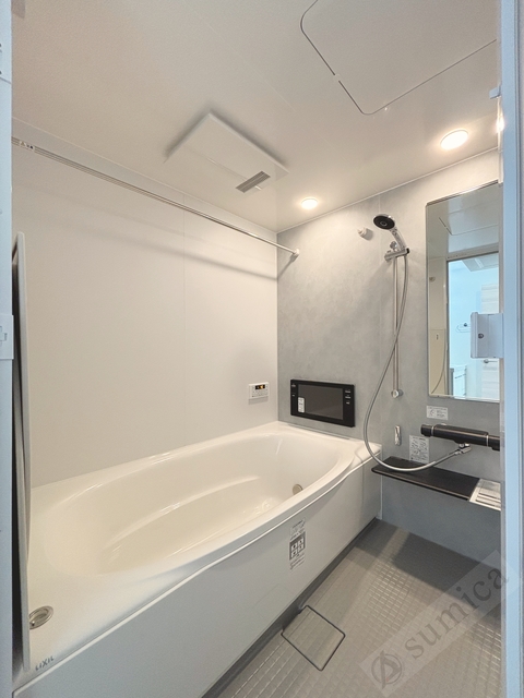 バス・シャワールーム　浴室ＴＶ付き＾＾疲れた体をゆっくり癒しましょう！！