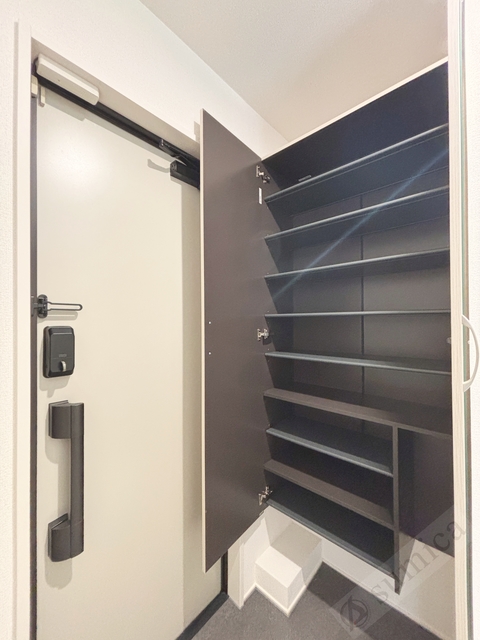 玄関　大容量シューズボックス♪♪