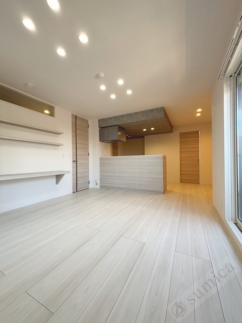 居室・リビング　広々リビング１６．６帖♪♪