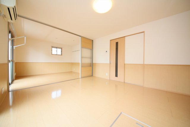 その他部屋・スペース　別部屋同一間取りのお写真となります。