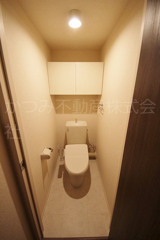 トイレ　※同物件別号室参考写真