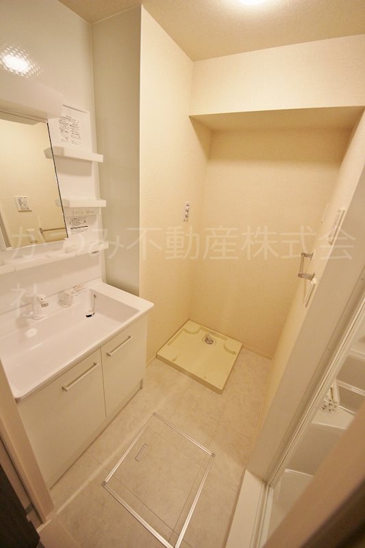 洗面設備　※同物件別号室参考写真