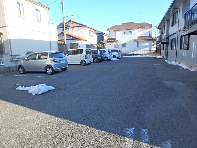 駐車場　お問い合わせは048-772-8202