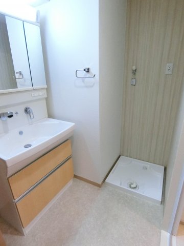 洗面設備　詳細は、RISUMO江坂本店→06-6155-7137まで♪