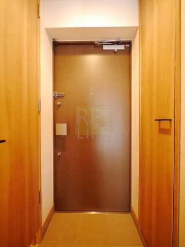 玄関　ハーモニーレジデンス新宿御苑 THE EAST