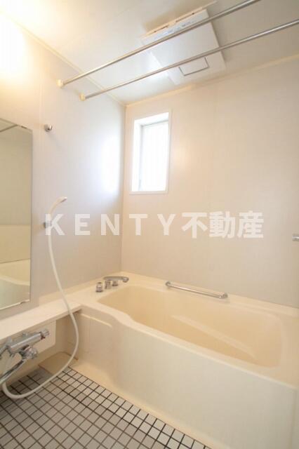 バス・シャワールーム　きれいなお風呂です