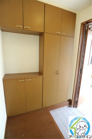 玄関　※パース写真