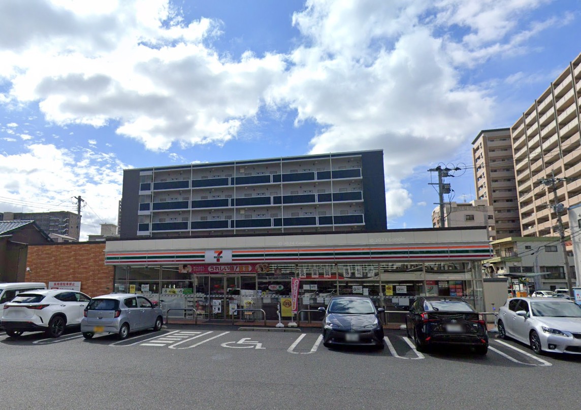 コンビニ　セブンイレブン小倉昭和町店（コンビニ）まで239m