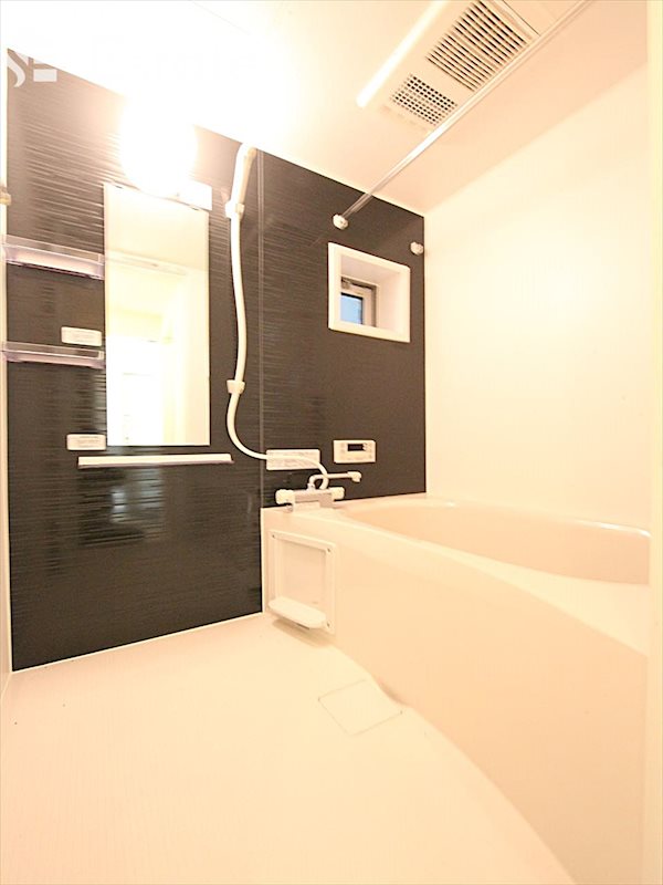 バス・シャワールーム　バスルーム