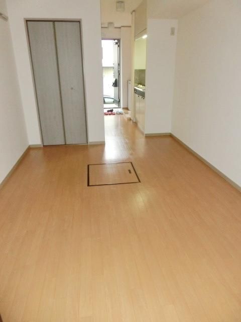 居室・リビング　※別号室参考写真です