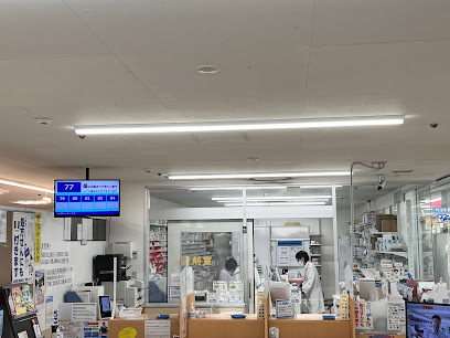 ドラックストア　ウエルシアダイエー東大島店（ドラッグストア）まで377m