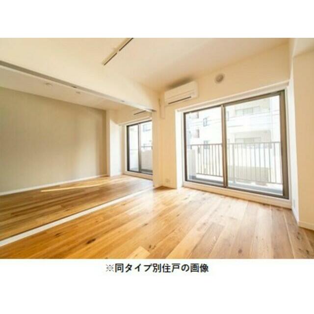 居室・リビング　同仕様写真含む