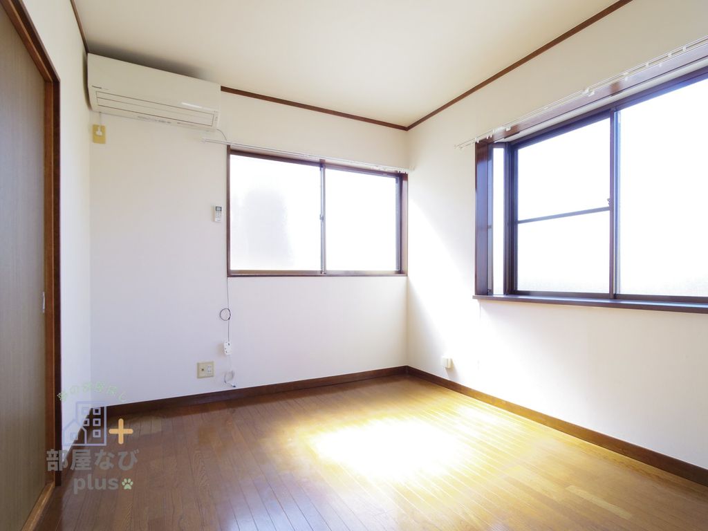 洗面設備　※他号室写真です