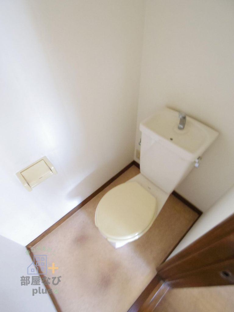 玄関　※他号室写真です