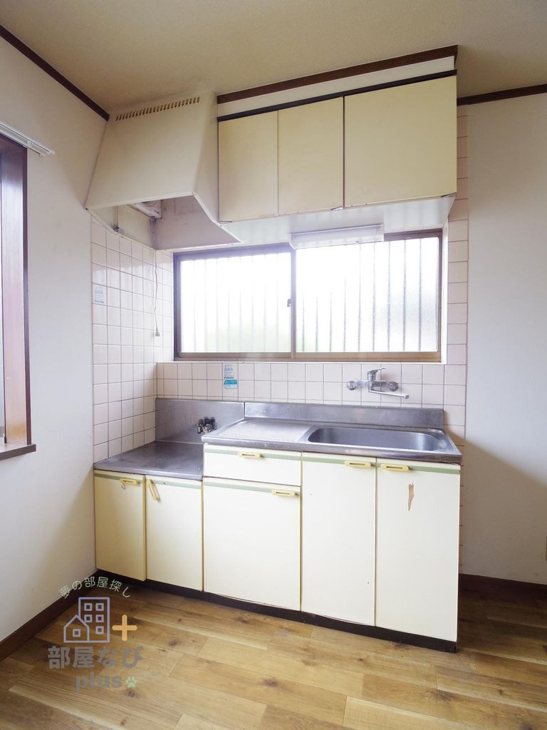 キッチン　※他号室写真です