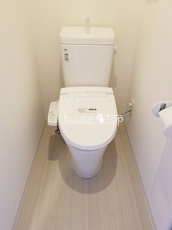 トイレ　ウォシュレット付き♪