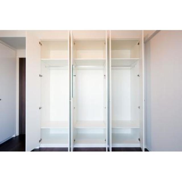 収納　写真は同タイプ住戸です。