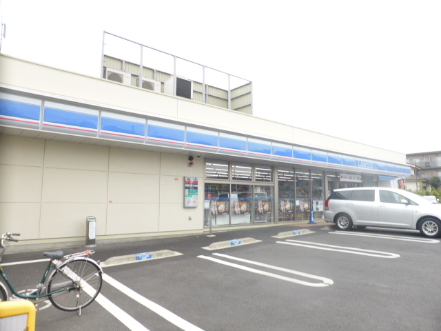 コンビニ　ローソン東大和上北台三丁目店（コンビニ）まで497m