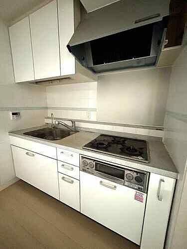 キッチン　☆調理も捗るシステムキッチン☆