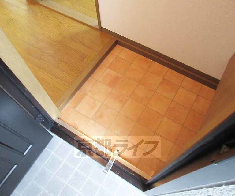 玄関　段差が少ない