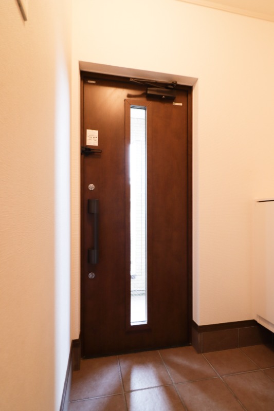 玄関　図面と現状に相違がある場合には現状を優先