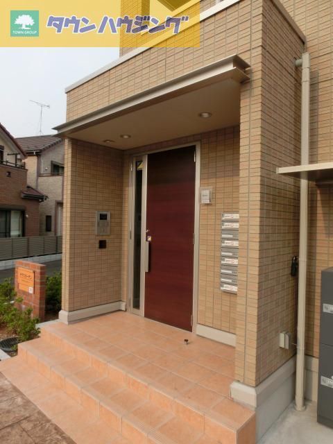 エントランス　オートロック完備