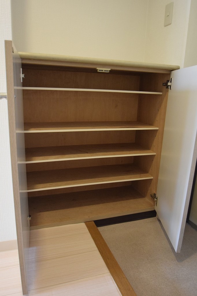 玄関　シューズBOXもございます