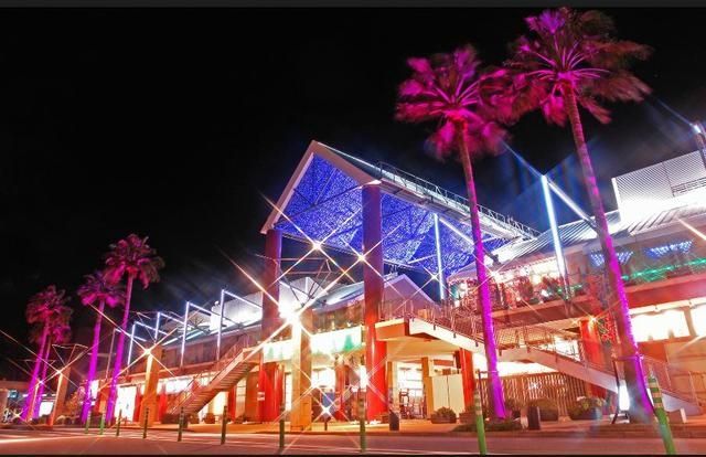 ショッピングセンター　ベイサイドプレイス博多（ショッピングセンター）まで625m