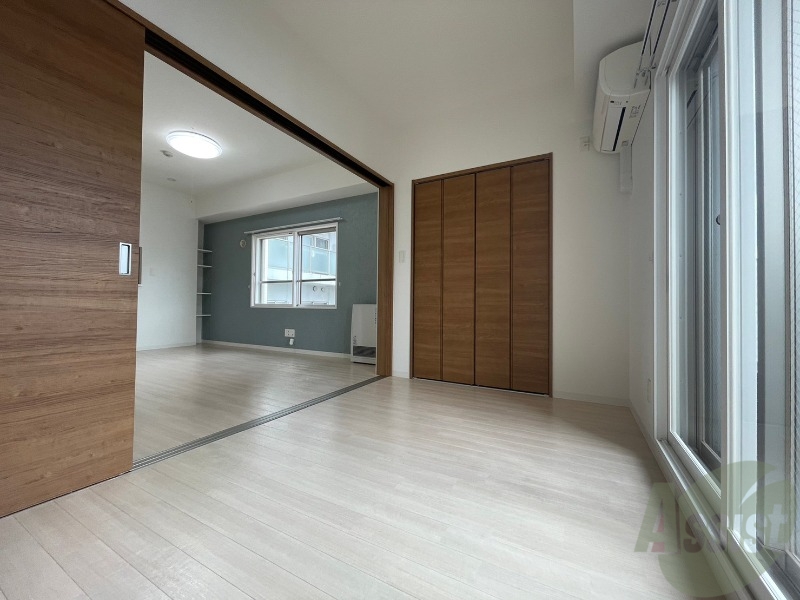 その他部屋・スペース　５帖の洋室です。家具の配置もしやすそうですね！