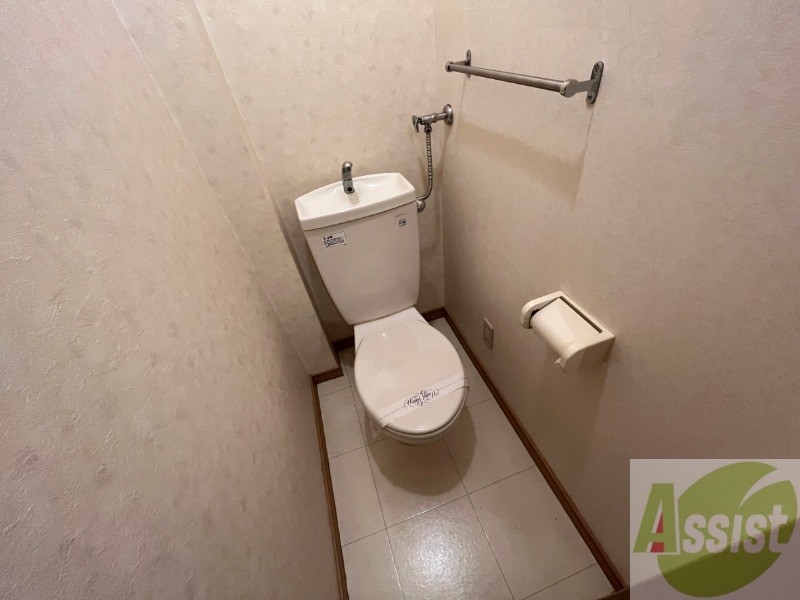 トイレ　嬉しいバストイレ別です！安心して使用できます。