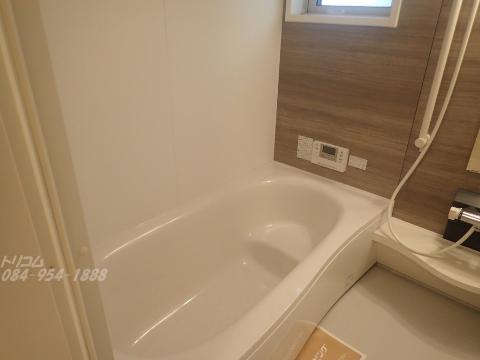 バス・シャワールーム　追焚付広々一坪バス（イメージ）