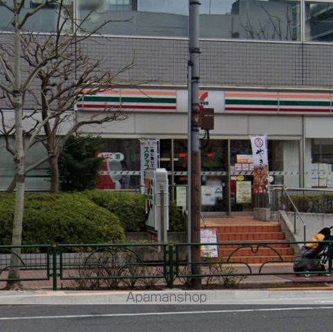 コンビニ　セブンイレブン（コンビニ）まで399m